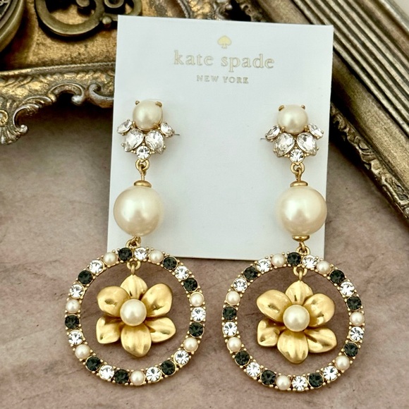 KATE SPADE • Wild Garden Flowers Triple Crystal Pearl Drop Earrings - Picture 3 of 3